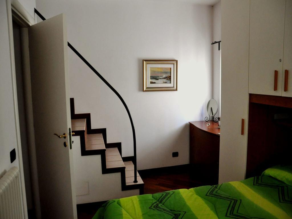 Bed and Breakfast Dimora Donna Clara Конверсано Екстер'єр фото